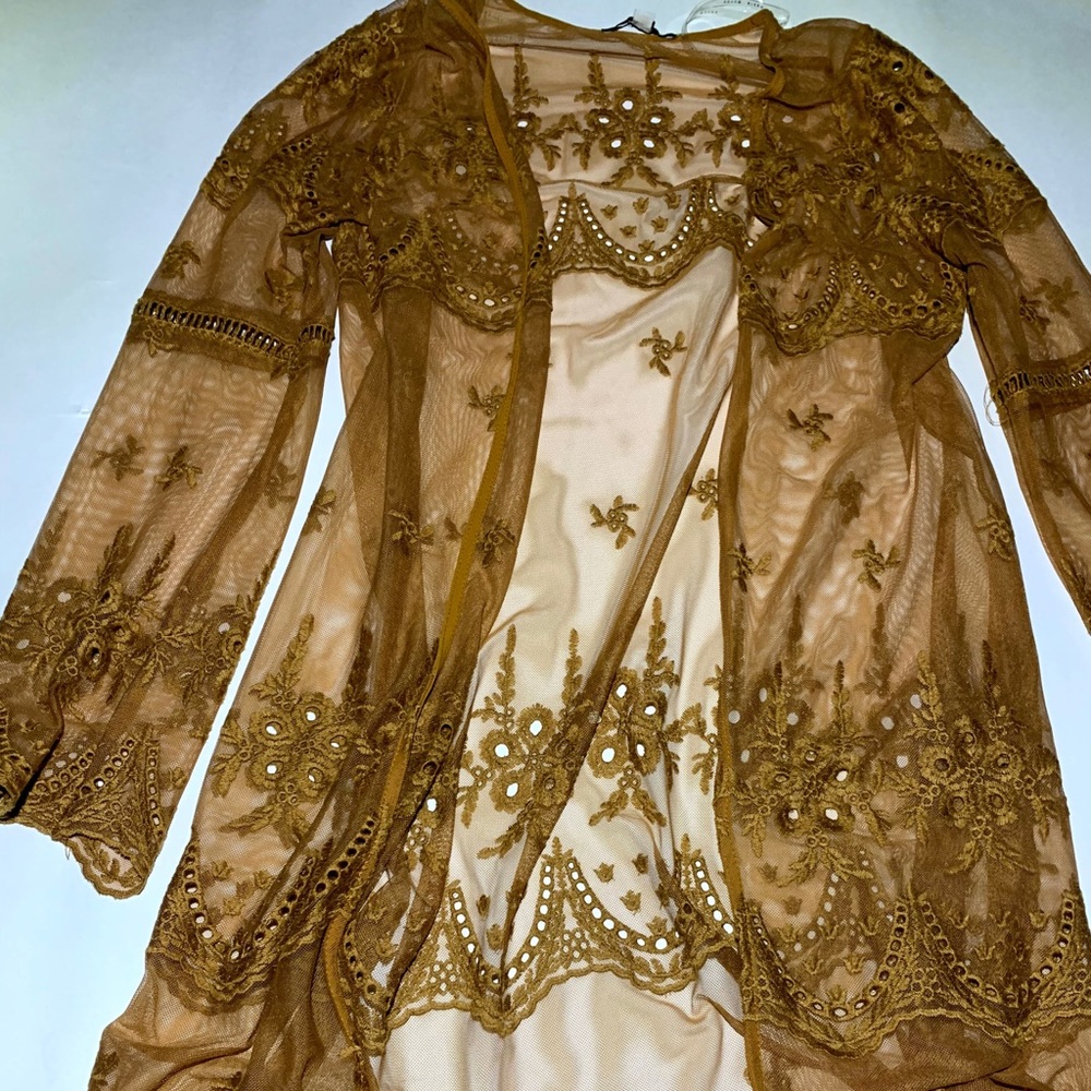 Brown floral sheer laced kimono